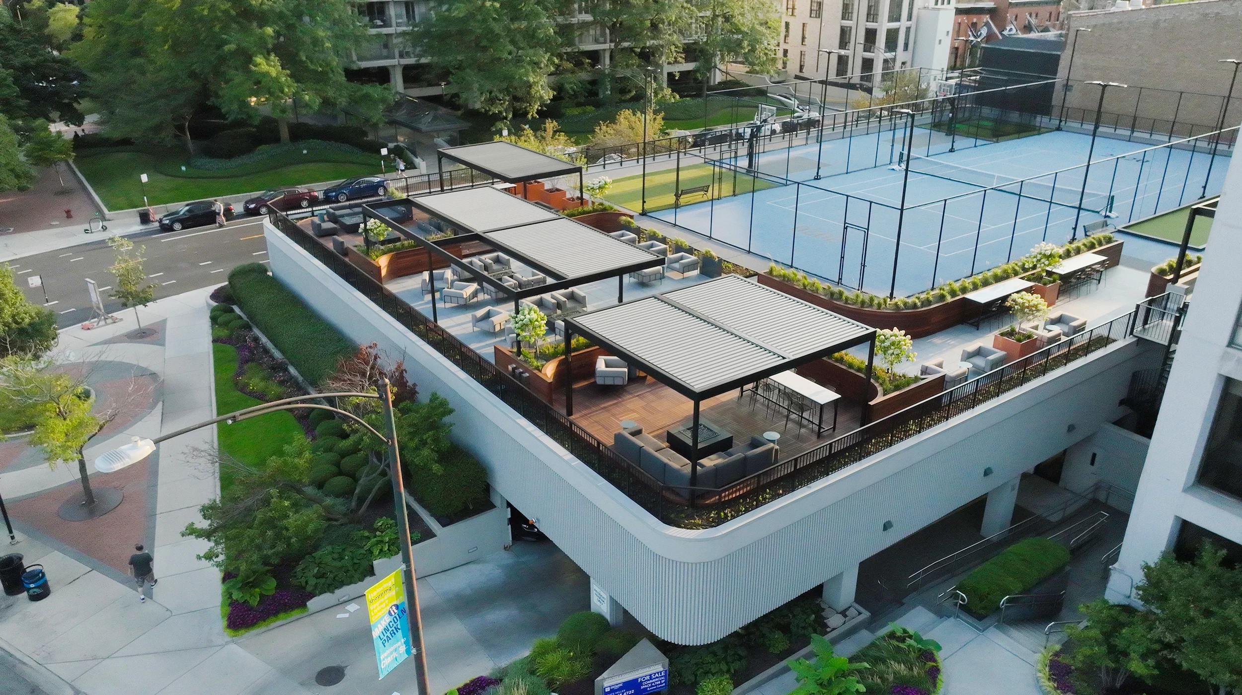 Residential roof deck